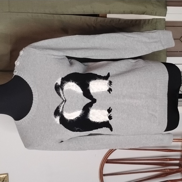 - Charter Club Grey Crew Neck Sweater With Penguins - Picture 1 of 7